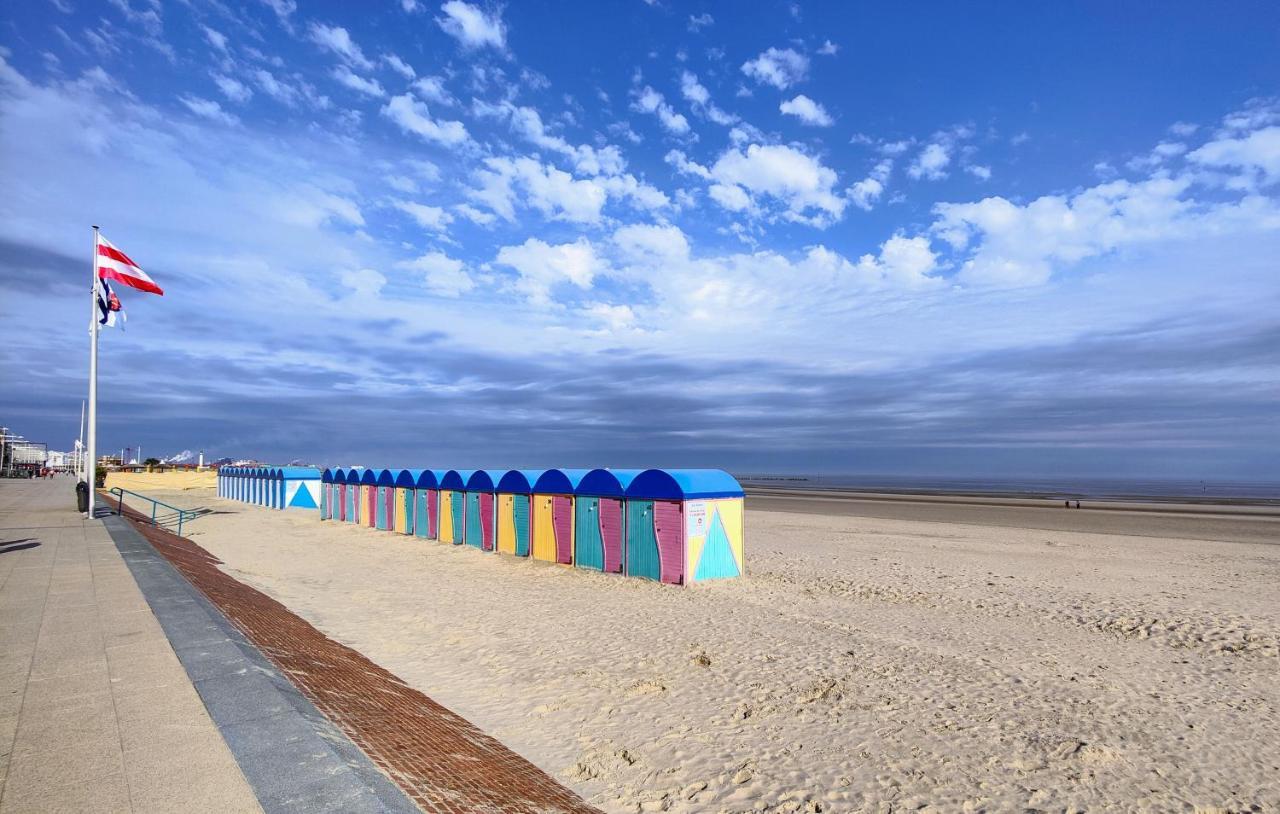 Le Bienvenu - T2 Avec Terrasse Au Coeur De Malo Apartman Dunkirk Kültér fotó